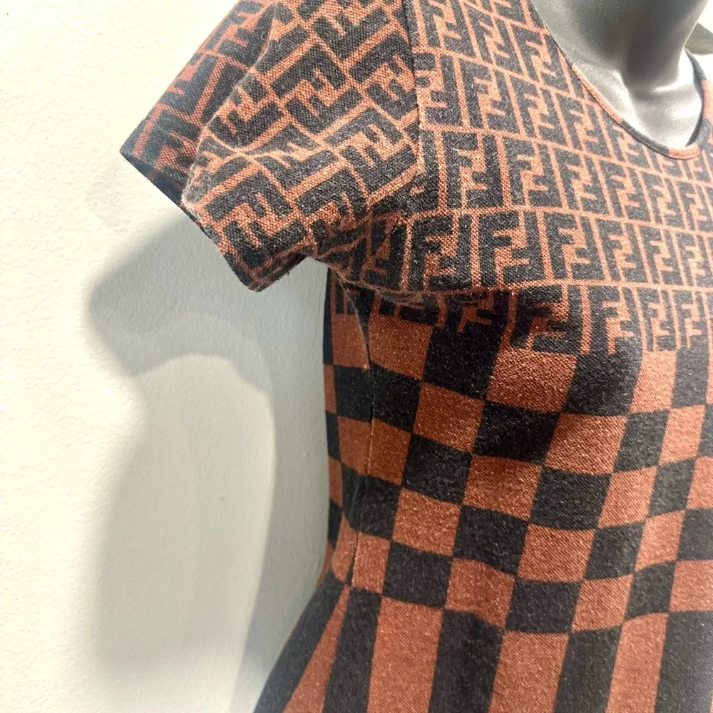 Vintage Fendi Women's Black & Brown Zucca Checkered Tee Small - Picture 3 of 10